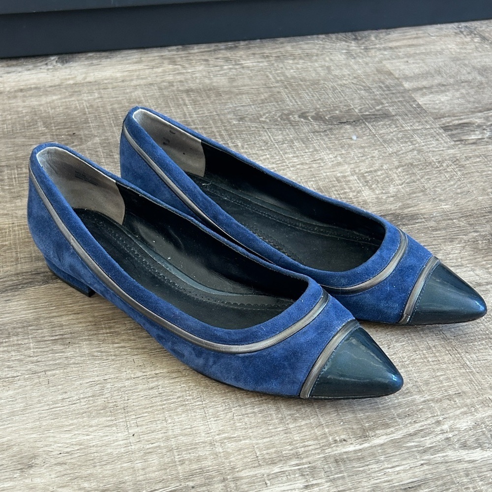 Pour La Victoire Ritz Suede Flats 9